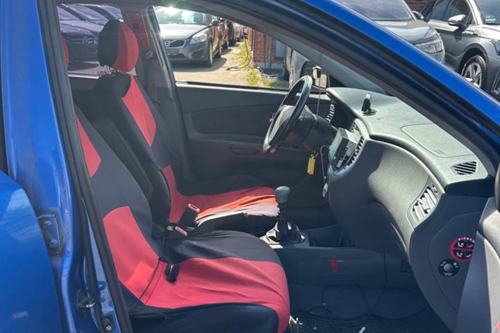 undefined Kia Rio fra 2007