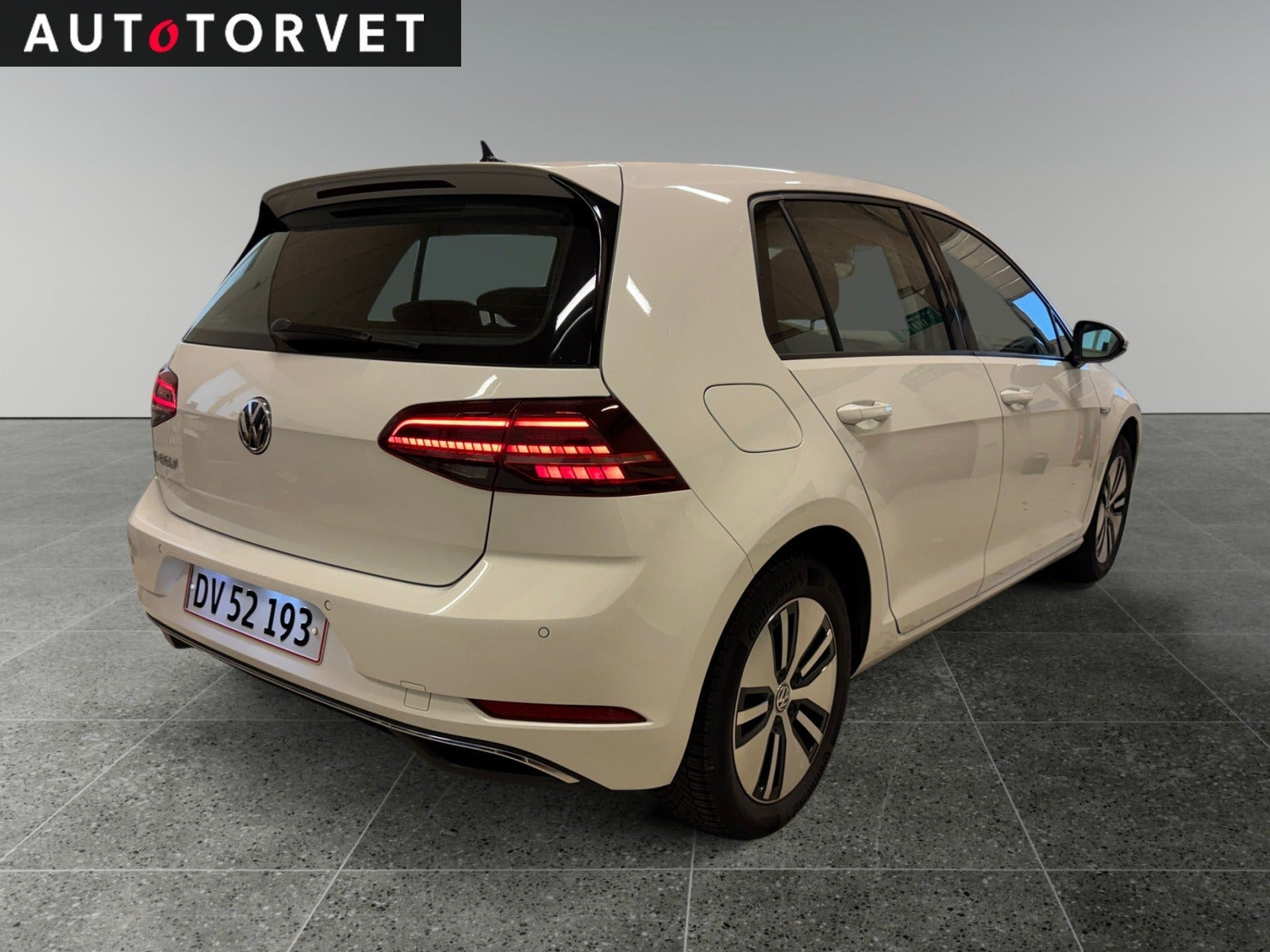 Hvid VW e-Golf VII fra 2020