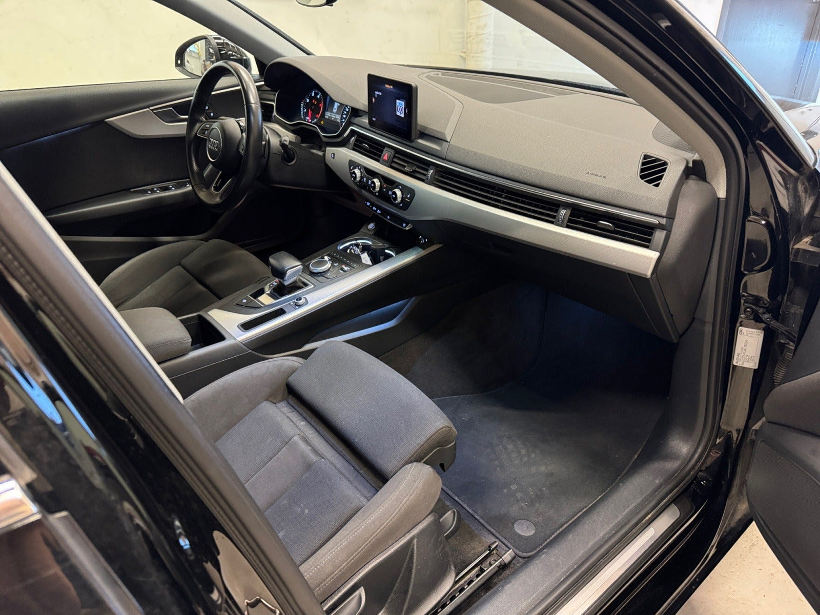 Sort Audi A4 fra 2018