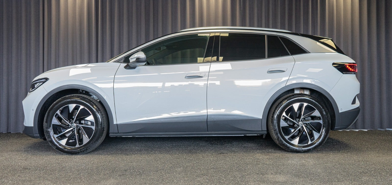 Hvid VW ID.4 fra 2025