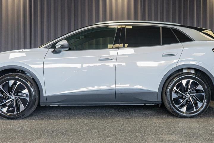 Hvid VW ID.4 fra 2025