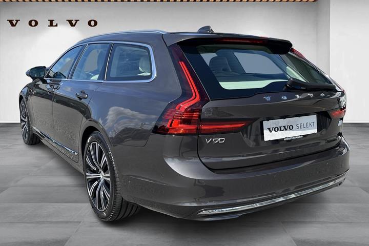 Grå Volvo V90 fra 2023
