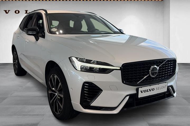 Hvid Volvo XC60 fra 2023