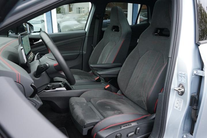 Sølv VW ID.4 fra 2026