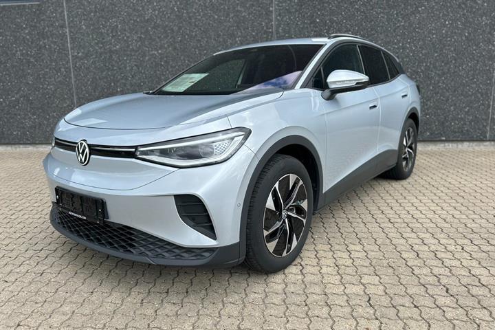 Sølv VW ID.4 fra 2025 set udefra