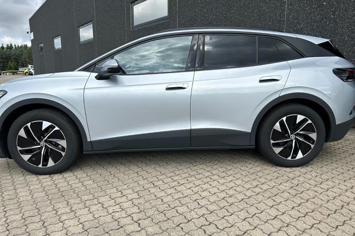 Sølv VW ID.4 fra 2025