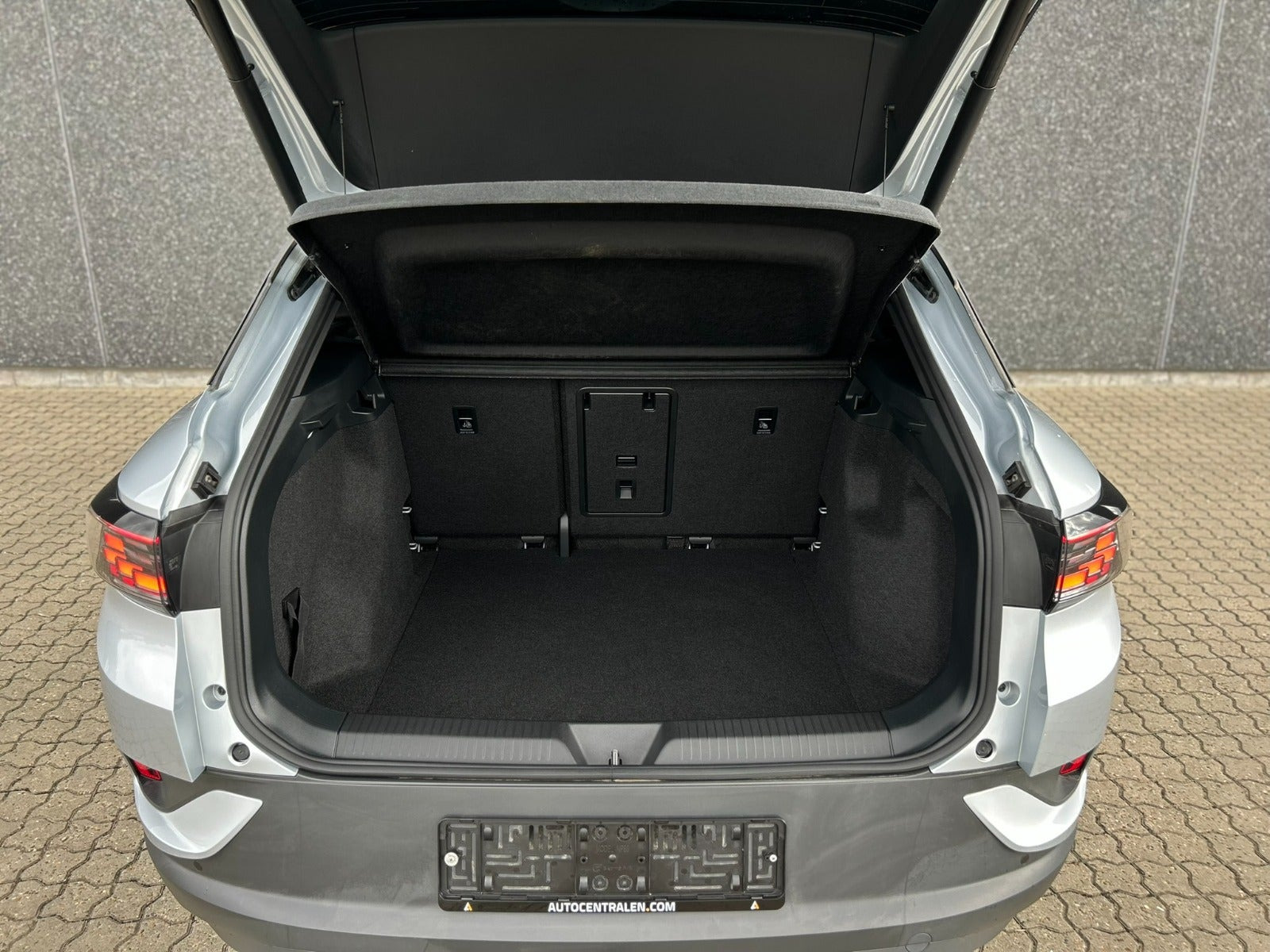 Sølv VW ID.4 fra 2025