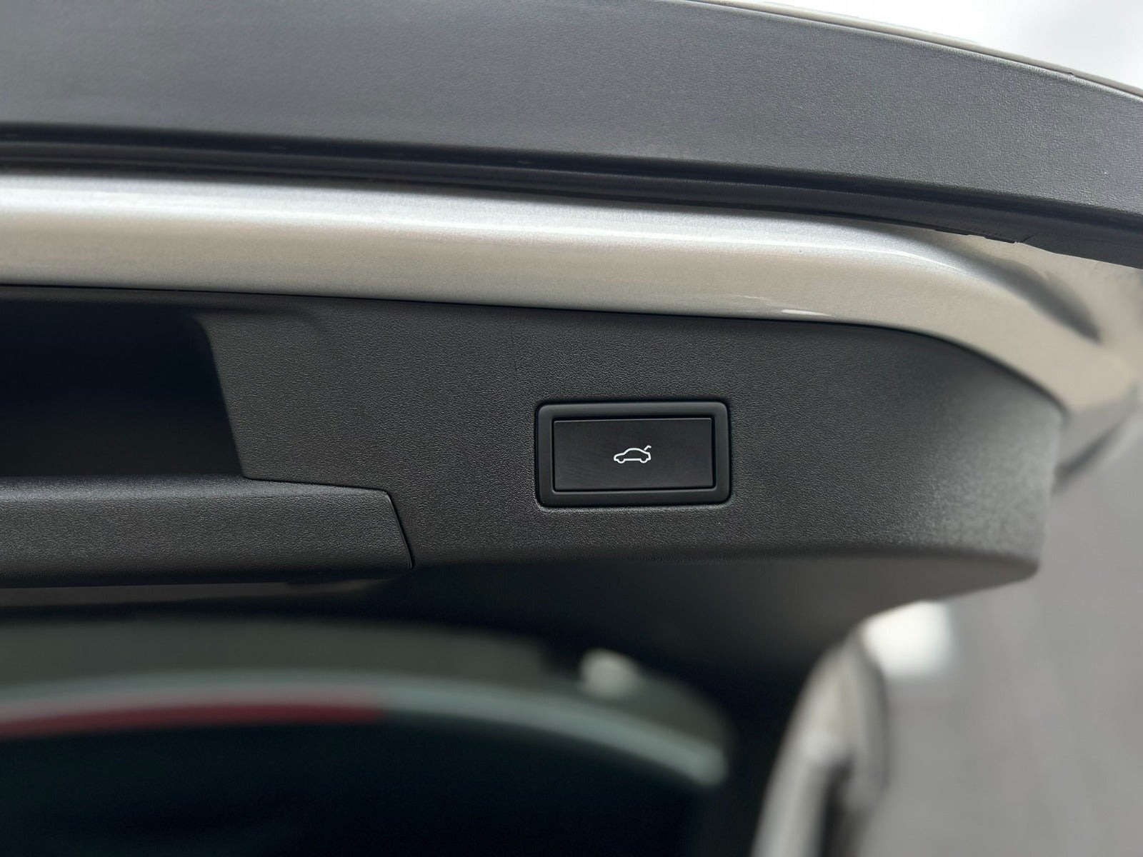 Sølv VW ID.4 fra 2025
