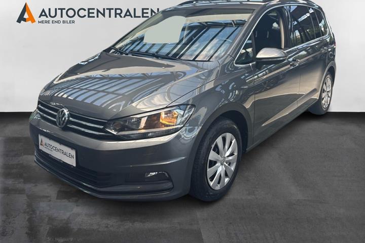 Grå VW Touran fra 2020