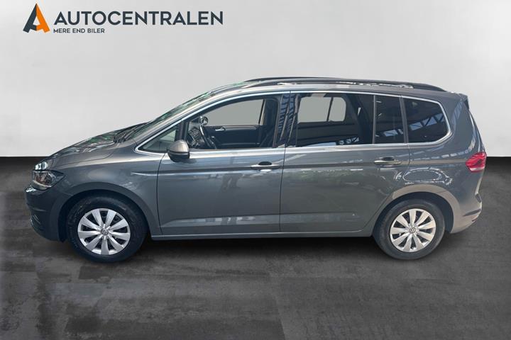 Grå VW Touran fra 2020