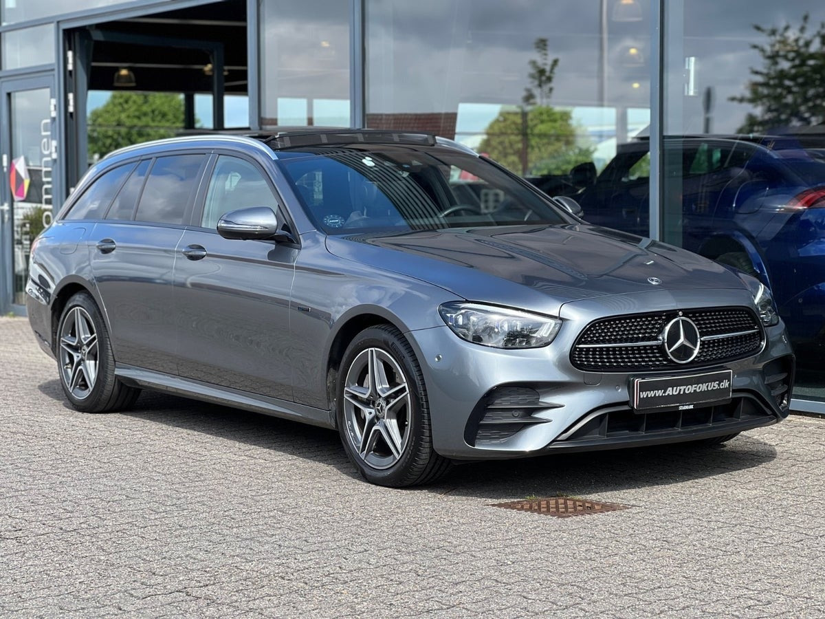 Mercedes E300 e 2,0 AMG Line stc. aut.