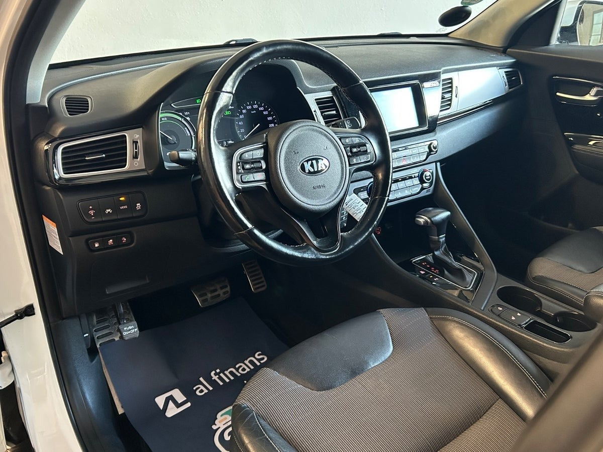 Hvid Kia Niro fra 2019