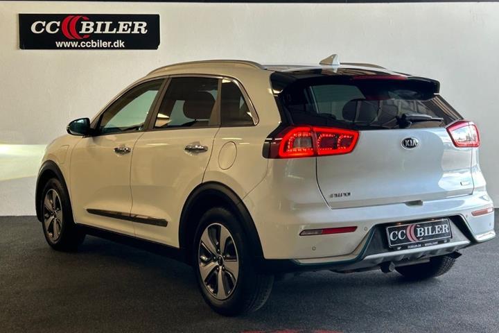 Hvid Kia Niro fra 2019