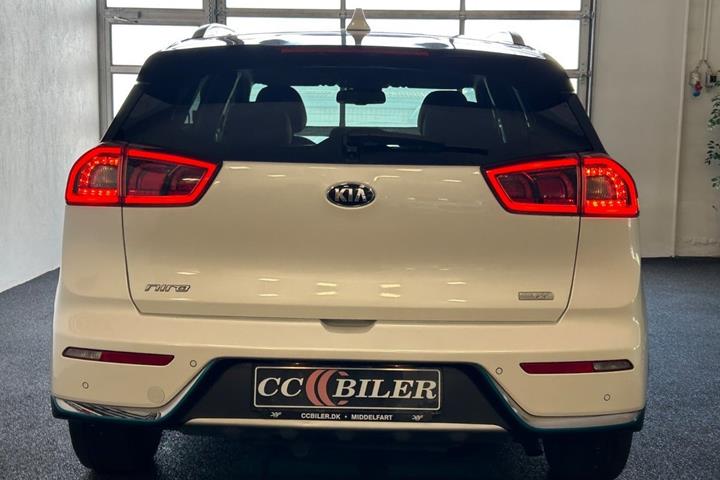 Hvid Kia Niro fra 2019