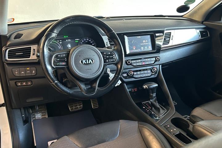 Hvid Kia Niro fra 2019