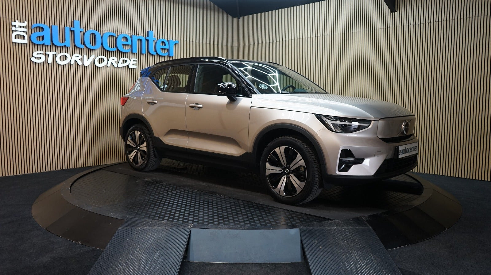 Volvo XC40 P6 ReCharge Plus