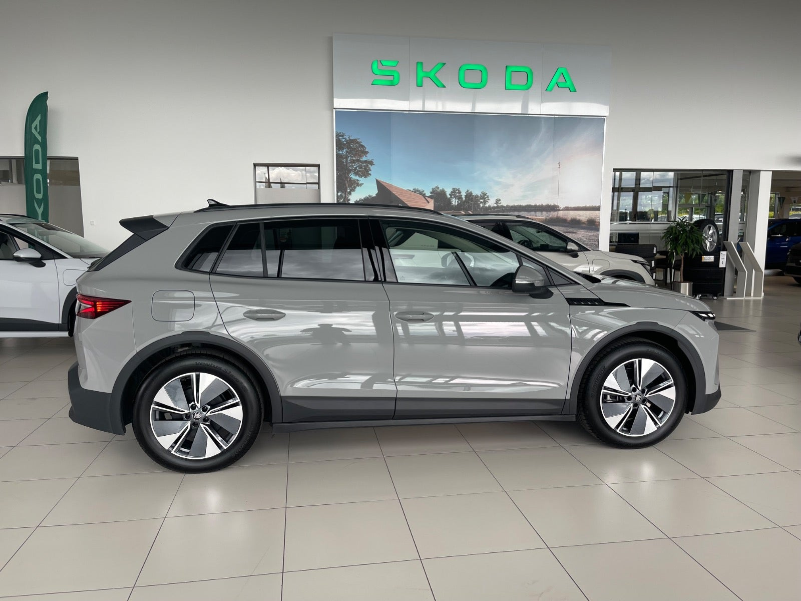 Grå Skoda Elroq fra 2026