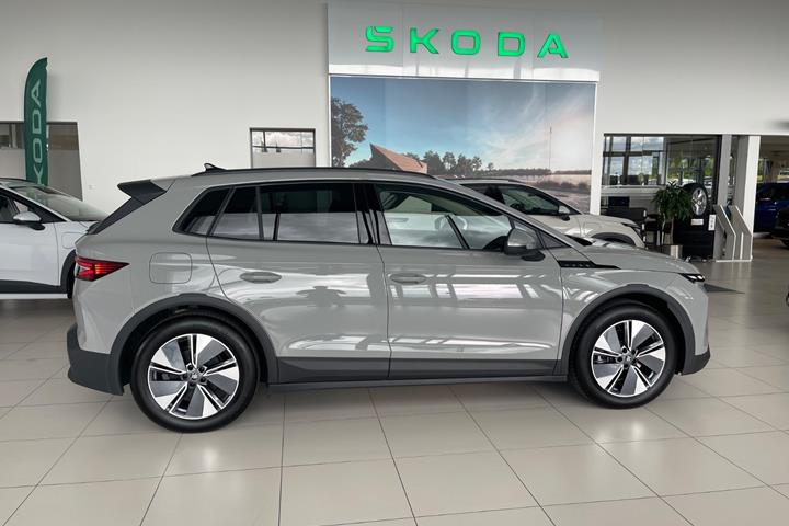 Grå Skoda Elroq fra 2026