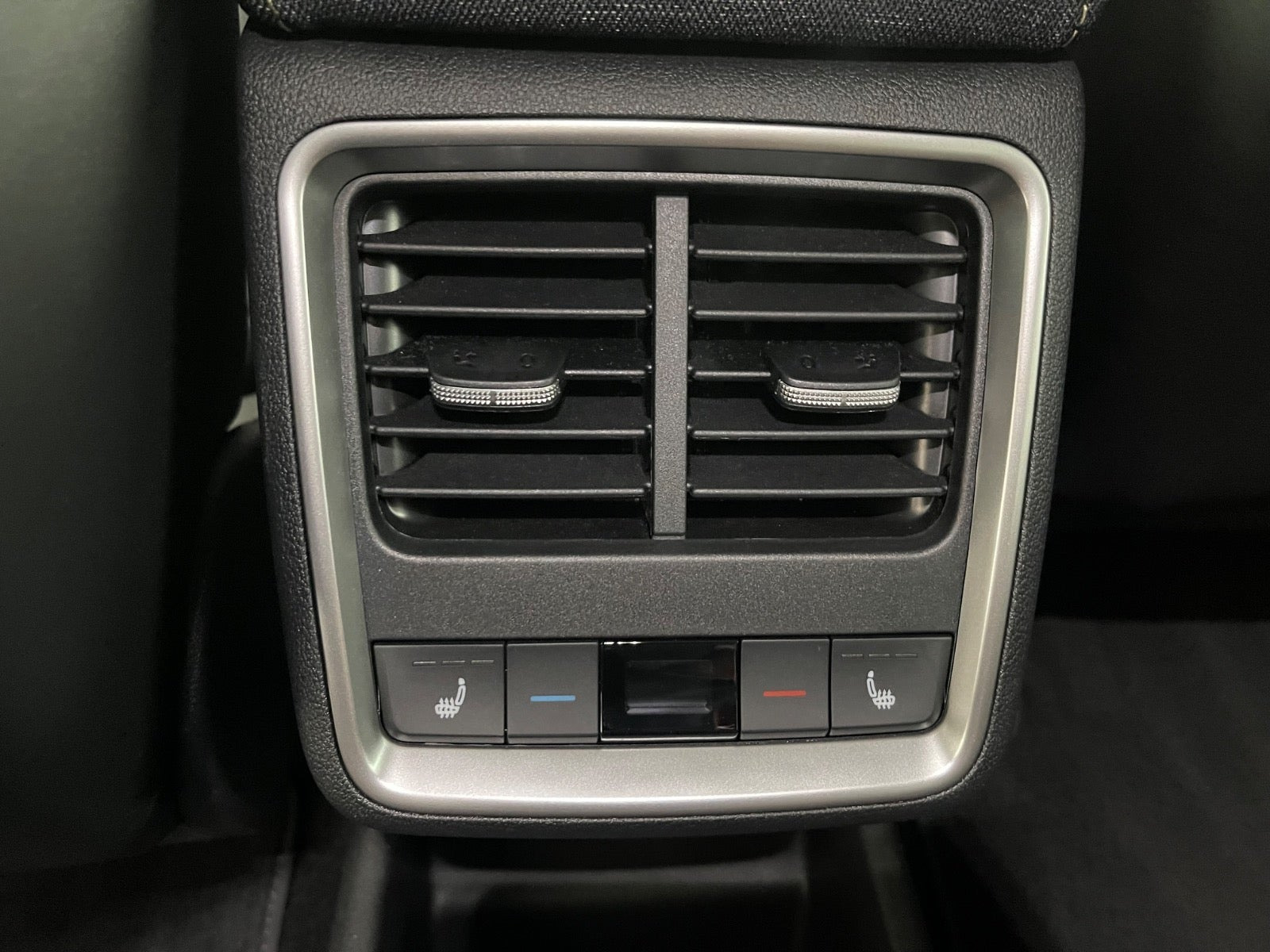 Grå Skoda Elroq fra 2026