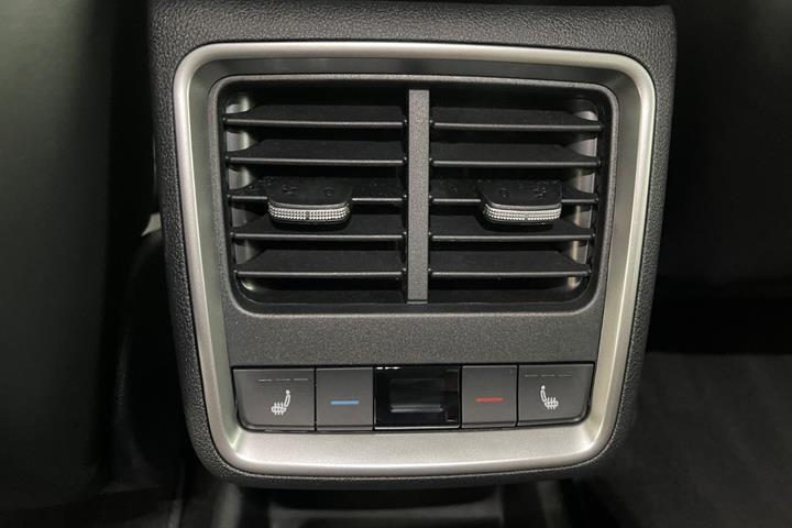 Grå Skoda Elroq fra 2026