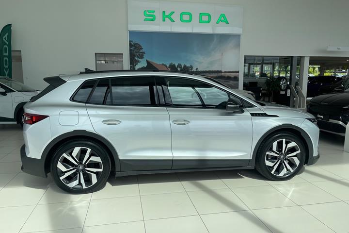 Sølv Skoda Elroq fra 2025