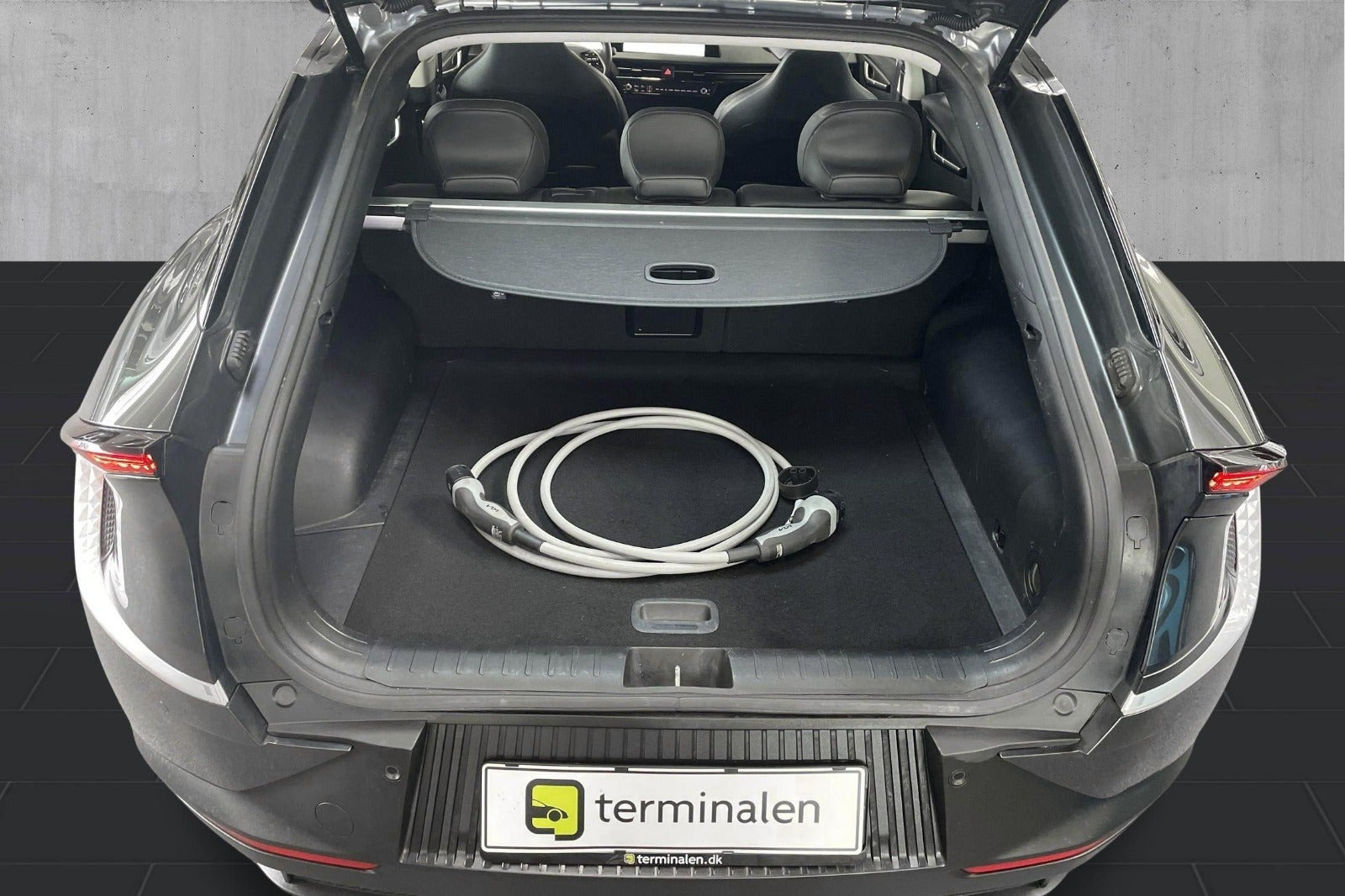 Grå Kia EV6 fra 2023