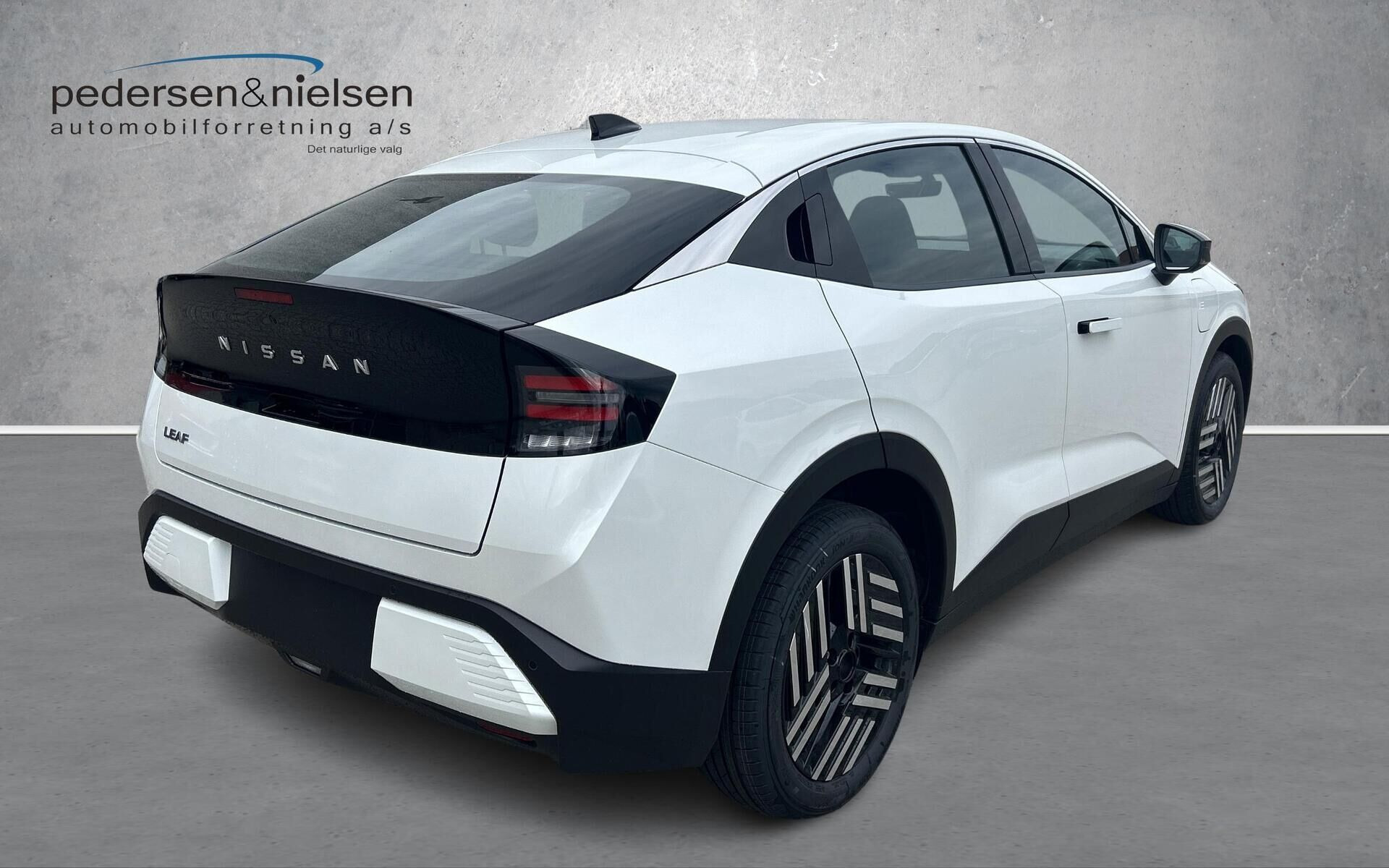 Hvid Nissan Leaf fra 2026