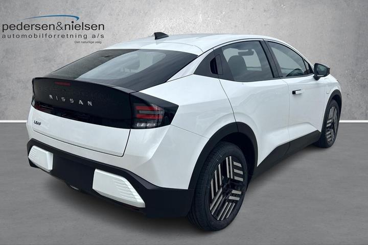 Hvid Nissan Leaf fra 2026