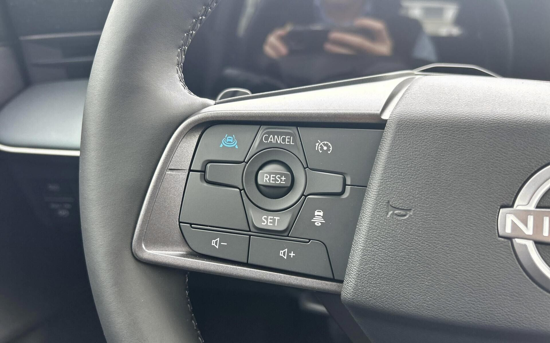 Sort Nissan Leaf fra 2026
