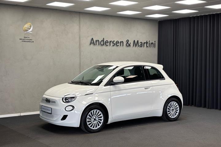 Sort Fiat 500e fra 2023