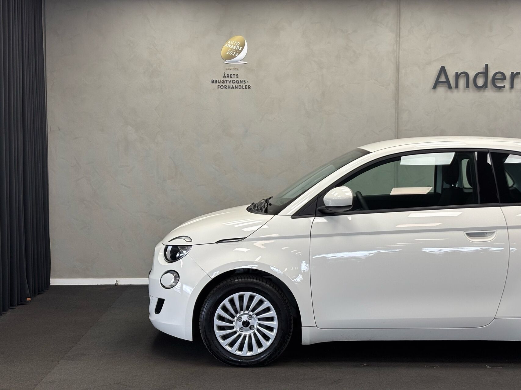 Sort Fiat 500e fra 2023
