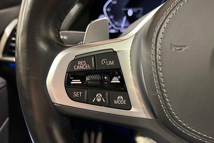 Sort BMW X5 fra 2022
