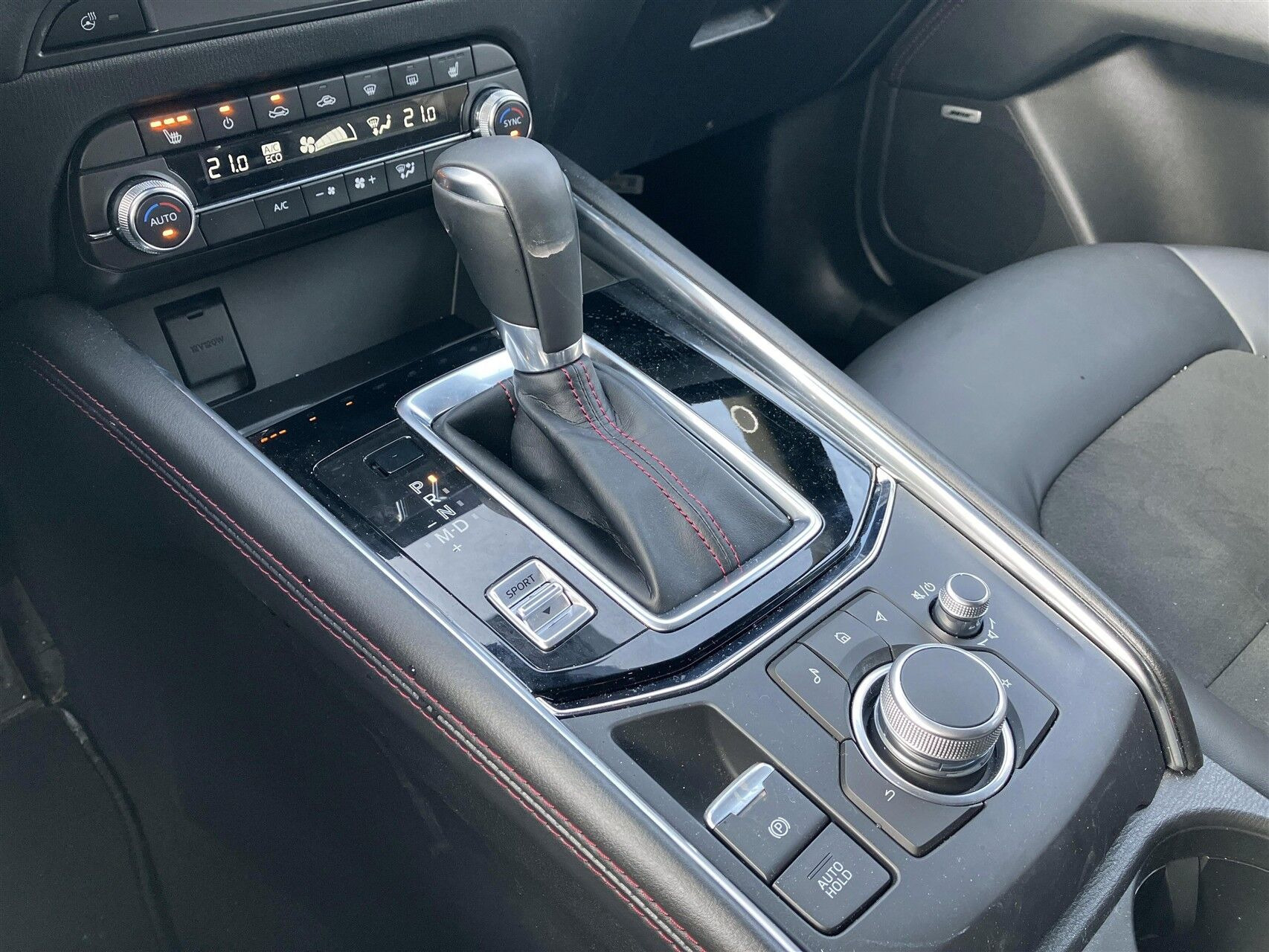 Hvid Mazda CX-5 fra 2023