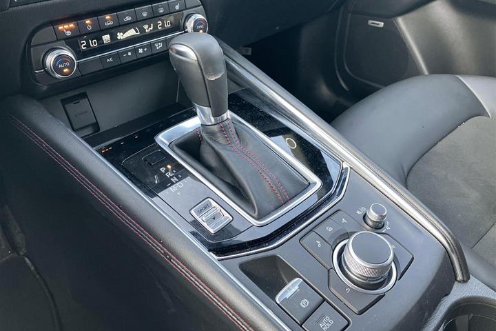 Hvid Mazda CX-5 fra 2023