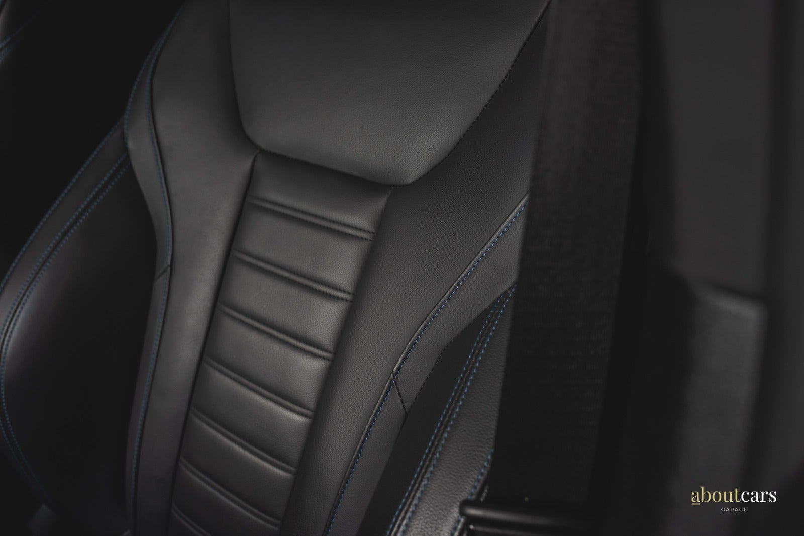 Blå BMW iX3 fra 2022