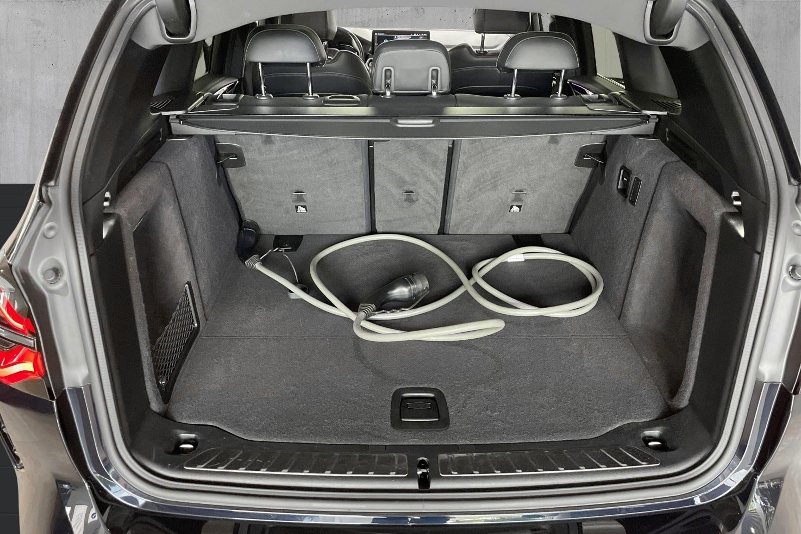 Sort BMW iX3 fra 2023