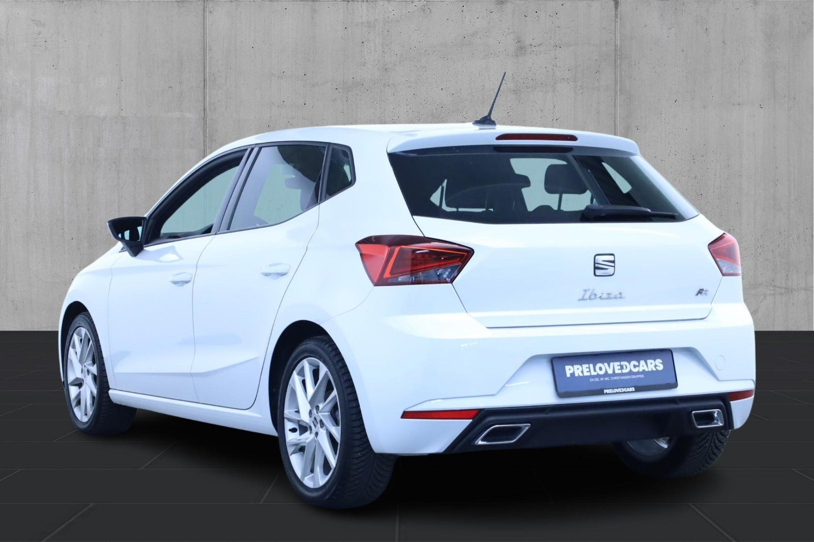 Hvid Seat Ibiza fra 2022