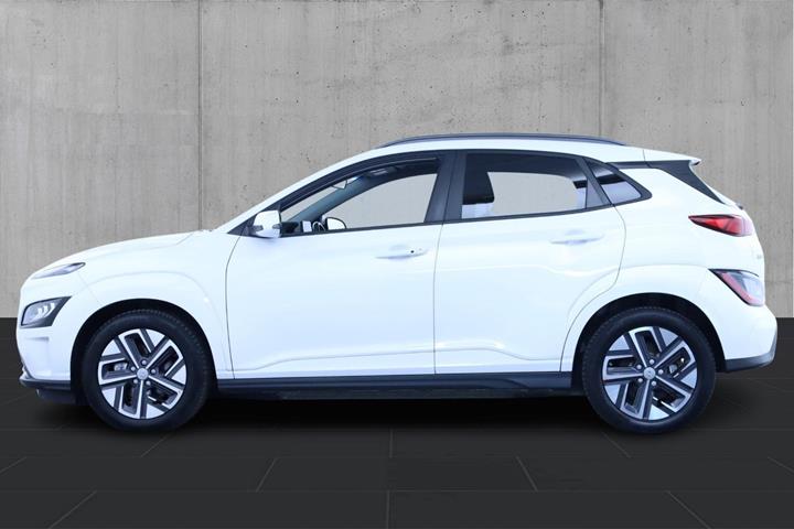 Hvid Hyundai Kona fra 2022