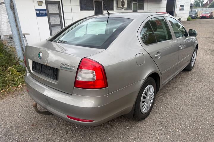 Grøn Skoda Octavia fra 2012
