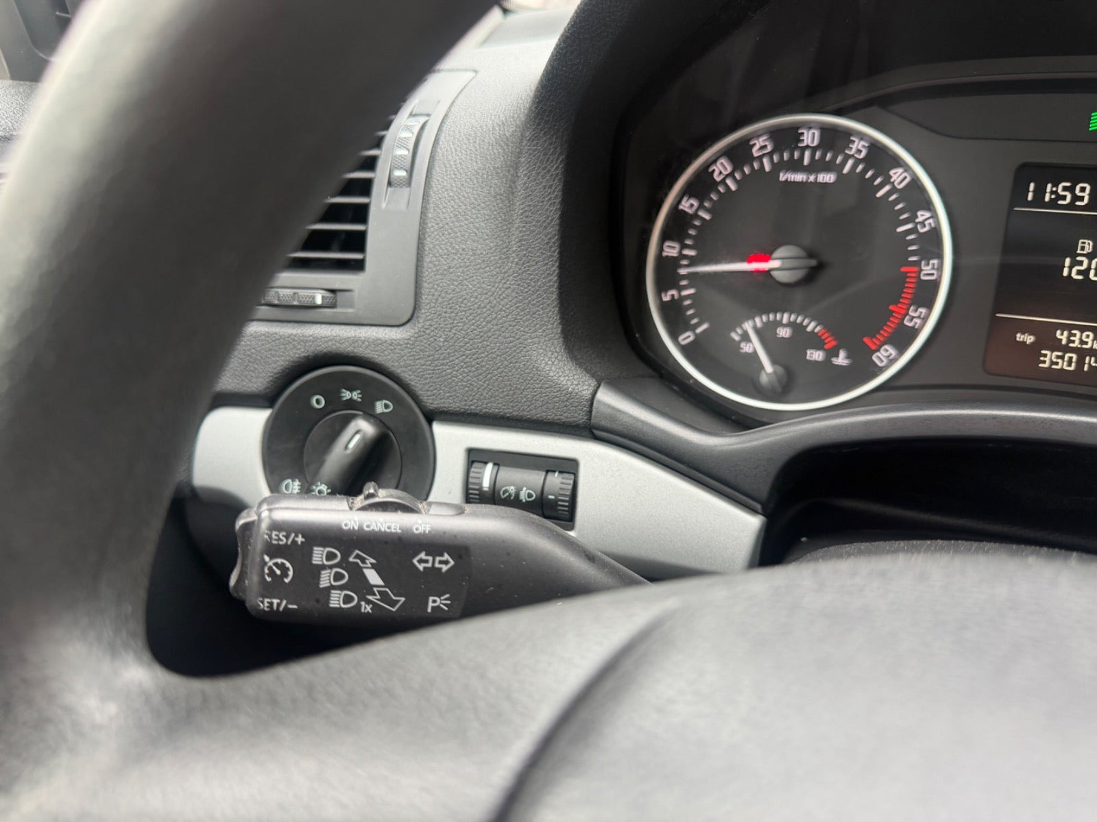 Grøn Skoda Octavia fra 2012