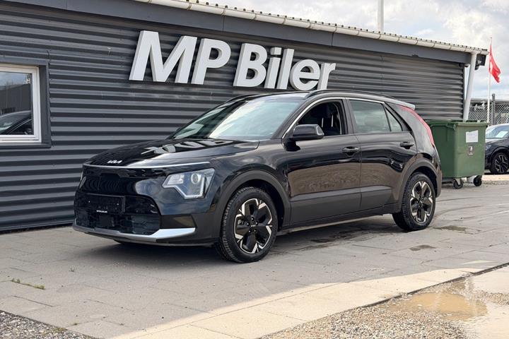Sort Kia Niro fra 2023