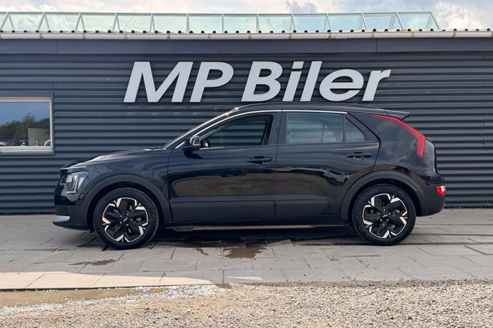 Sort Kia Niro fra 2023