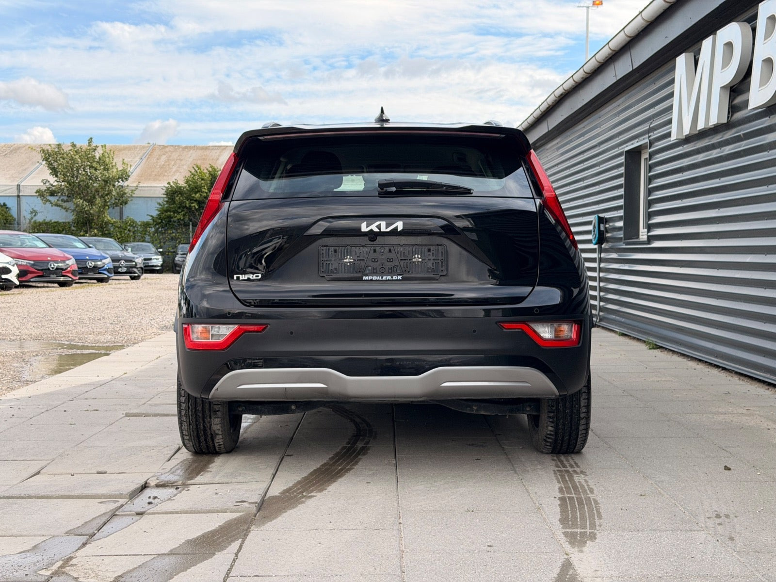 Sort Kia Niro fra 2023