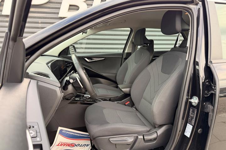 Sort Kia Niro fra 2023