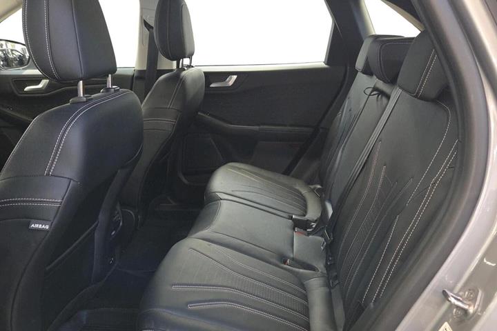 Sølv Ford Kuga fra 2020