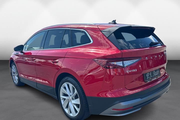 Rød Skoda Enyaq fra 2022