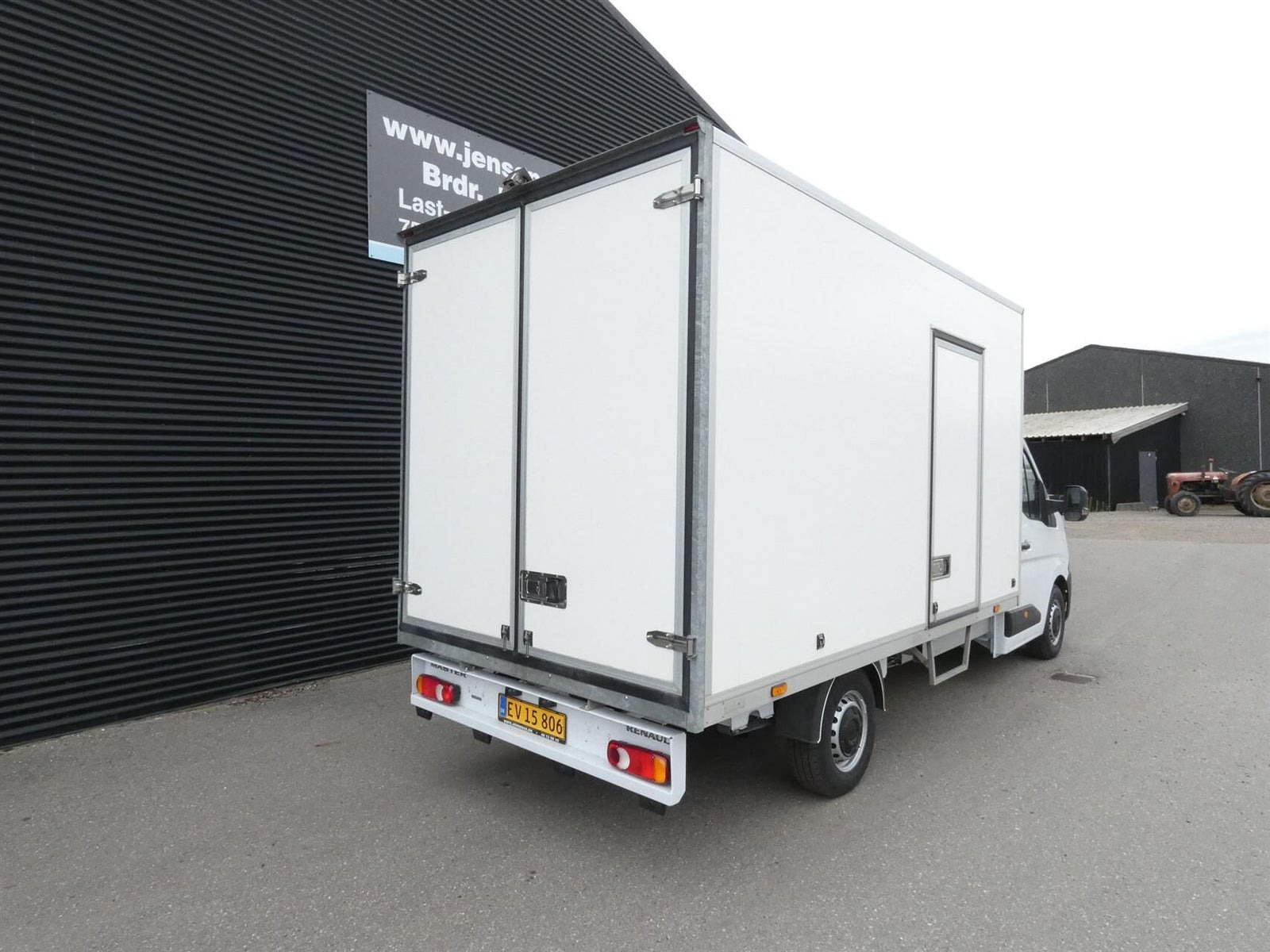 Hvid Renault Master V T35 fra 2026