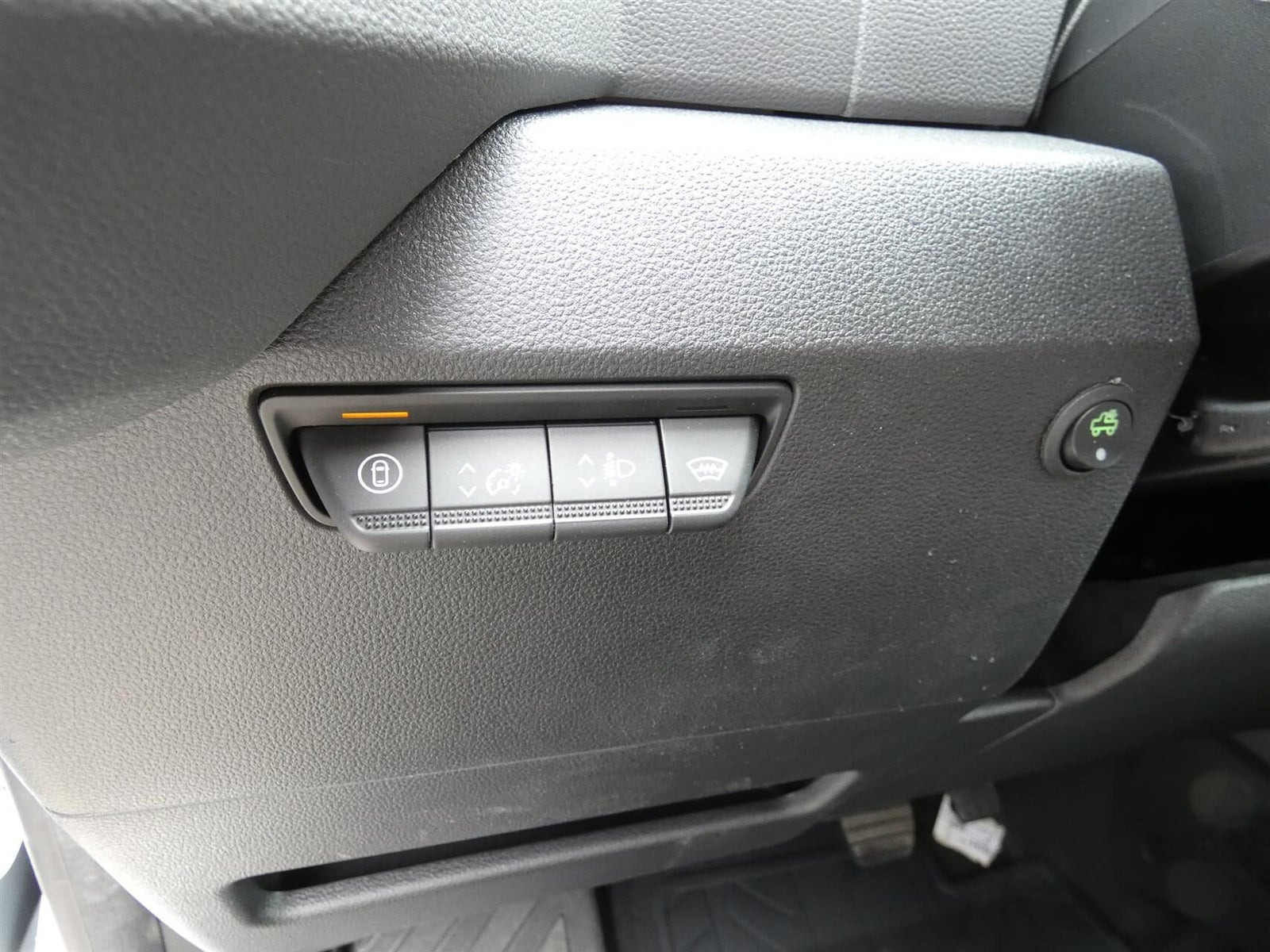 Hvid Renault Master V T35 fra 2026