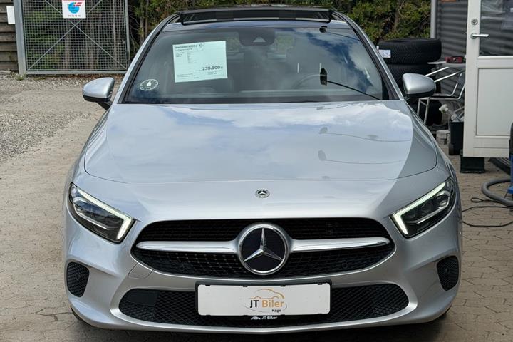 Sølv Mercedes A250 e fra 2020