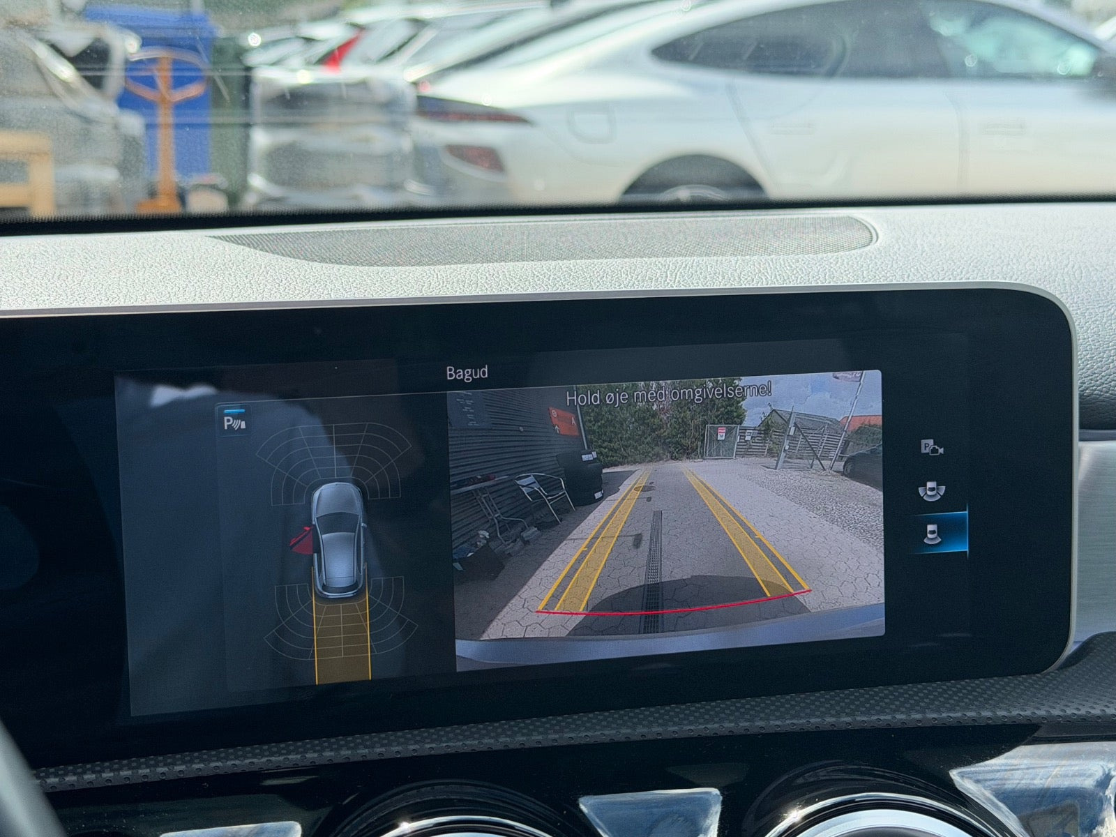 Sølv Mercedes A250 e fra 2020